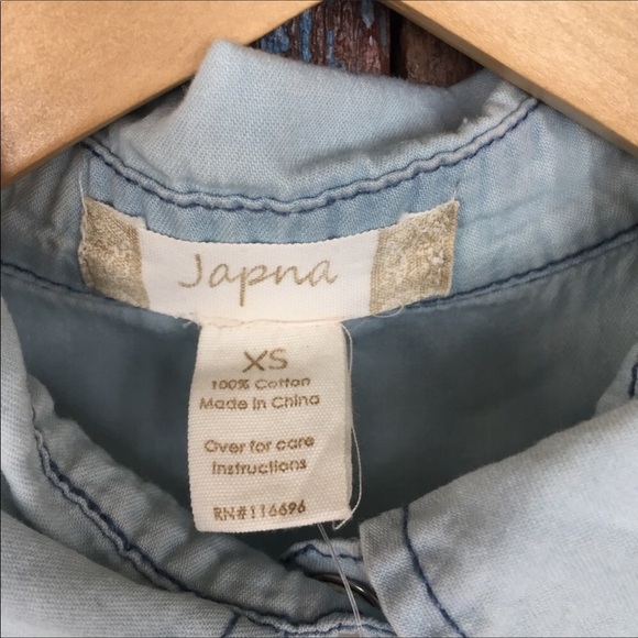 NWT Japna Chambray Snap Tank Size XS - Picture 2 of 8